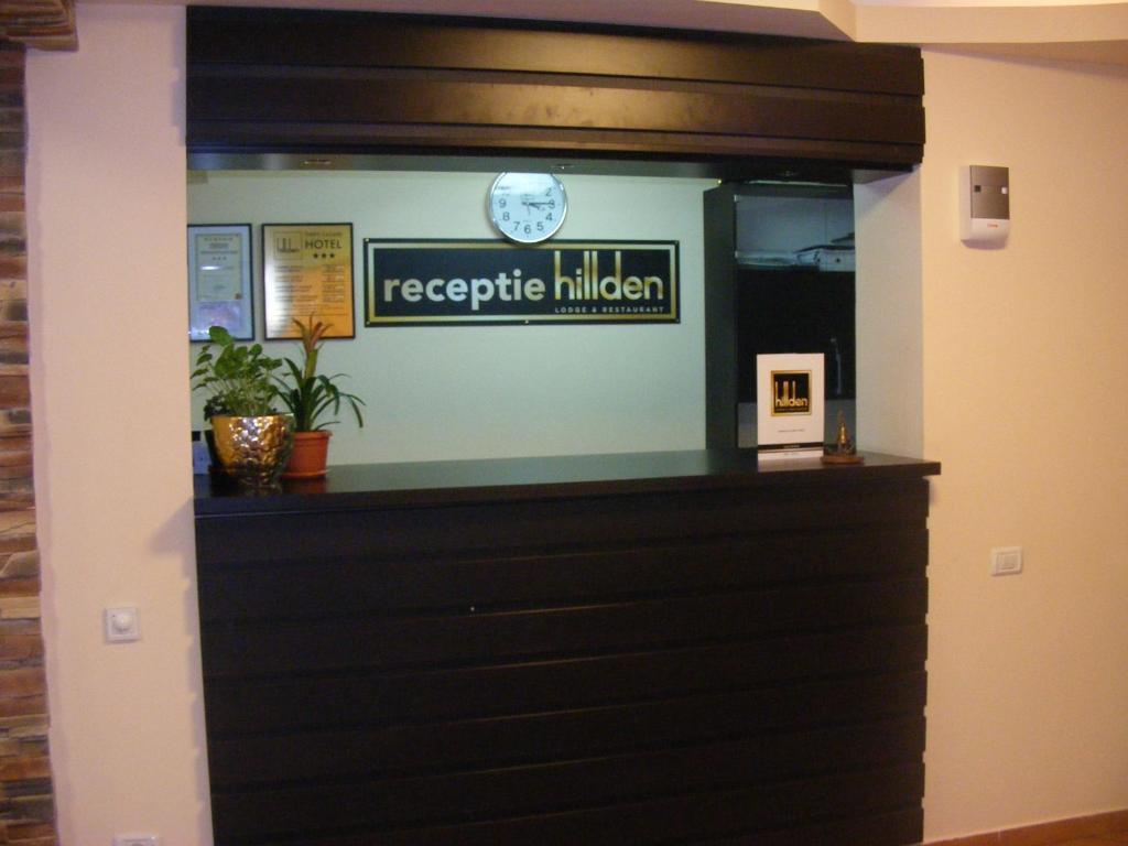 Hotel Hillden Lodge&Restaurant Drumu Carului Exterior foto